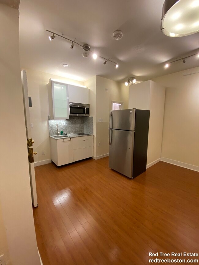 property at 55 St Stephen St