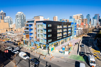 The Fifth in Calgary, AB - Building Photo - Building Photo