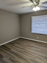 1618 Falke Dr in Dayton, OH - Building Photo - Building Photo