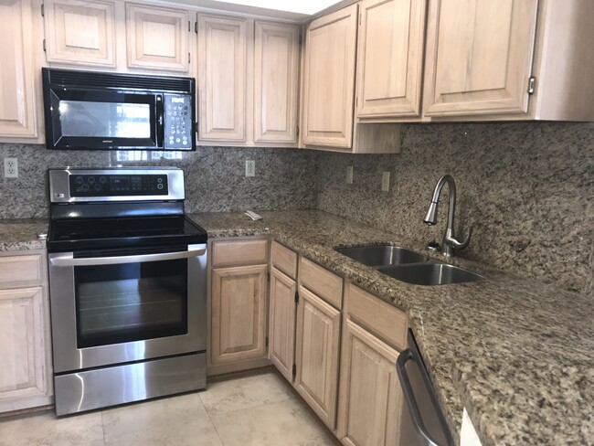 property at 1280 S Alhambra Cir
