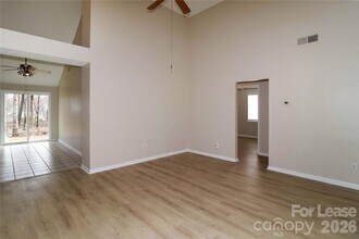 729 Rebecca Jane Dr in Mooresville, NC - Building Photo - Building Photo