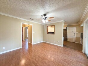 2721 Buffalo Dr in Arlington, TX - Building Photo - Building Photo