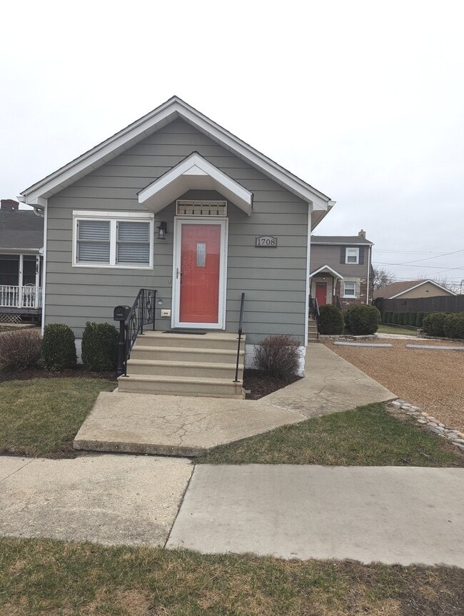 property at 1708 N Center St