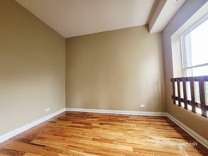 207 N Parkside Ave in Chicago, IL - Foto de edificio - Building Photo