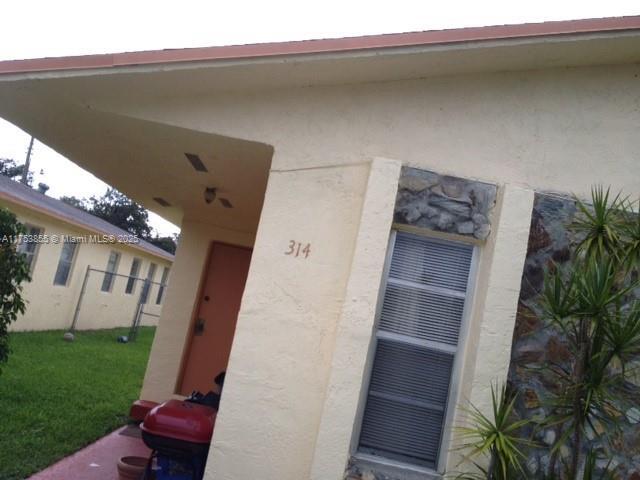 314 N 61st Terrace in Hollywood, FL - Building Photo