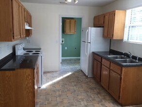 1102 NE 16th Ave in Trenton, FL - Building Photo - Building Photo