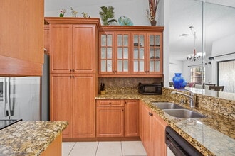 13526 Fountain View Blvd in Wellington, FL - Building Photo - Building Photo