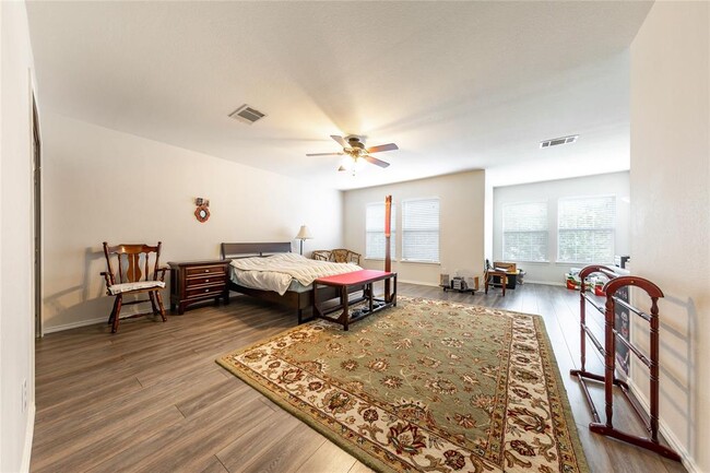 property at 1910 Ruthie Run