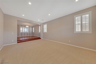 750 Canary Wharf Dr in Las Vegas, NV - Building Photo - Building Photo