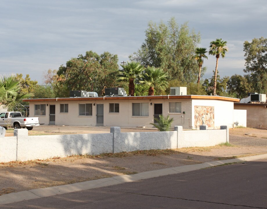 13847-13853 N 8th Pl in Phoenix, AZ - Building Photo