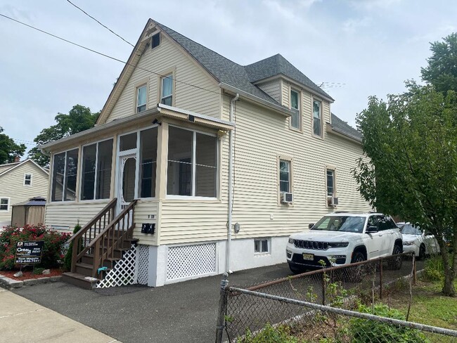 8-08 Lake St, Unit 2