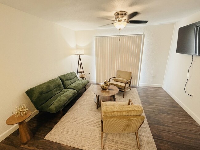 4444 N 7th Ave, Unit B213