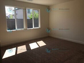7166 Coldwater St in Sparks, NV - Building Photo - Building Photo