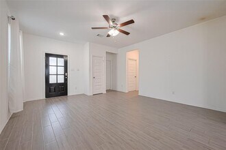 23022 Undertaken Path in Katy, TX - Building Photo - Building Photo