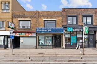 2118 A Danforth Ave in Toronto, ON - Building Photo