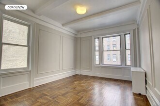 250 W 104th St in New York, NY - Building Photo - Building Photo