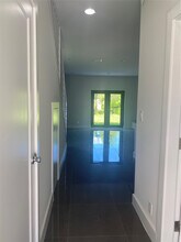 5613-5615 Polk St in Hollywood, FL - Building Photo - Building Photo