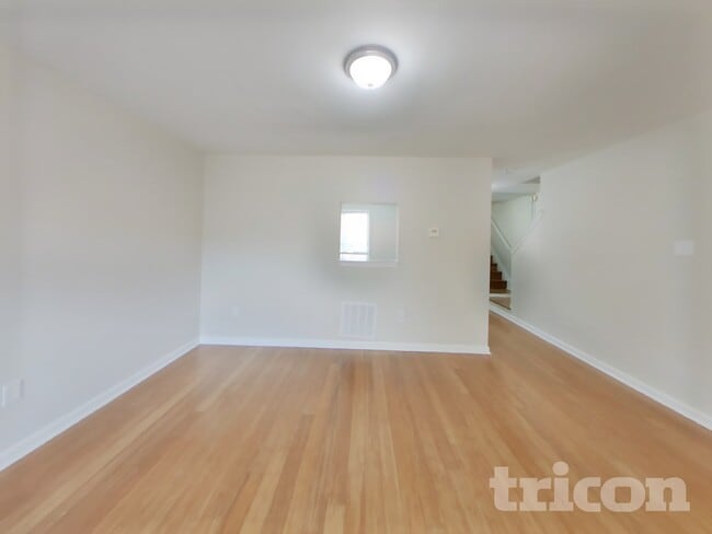 50 Hamlet Dr in Owings Mills, MD - Foto de edificio - Building Photo