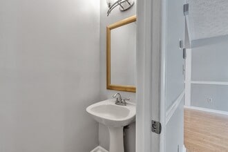 9593 Donnan Castle Ct in Laurel, MD - Building Photo - Building Photo