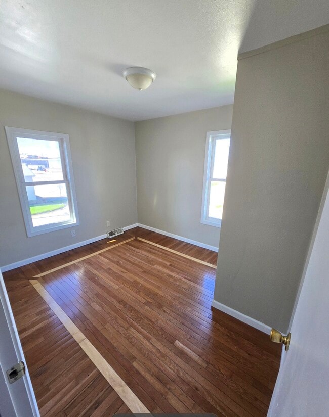 property at 302 4th Ave NE