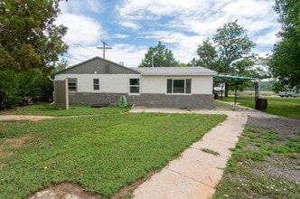 210 Seymour Ave in Cheyenne, WY - Building Photo - Building Photo