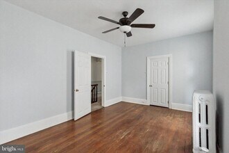 448 Roxborough Ave in Philadelphia, PA - Building Photo - Building Photo