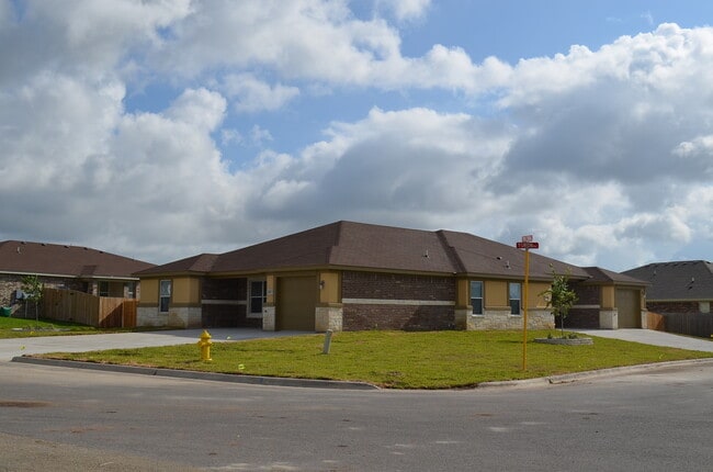 1907 Yuron in Harker Heights, TX - Building Photo - Building Photo