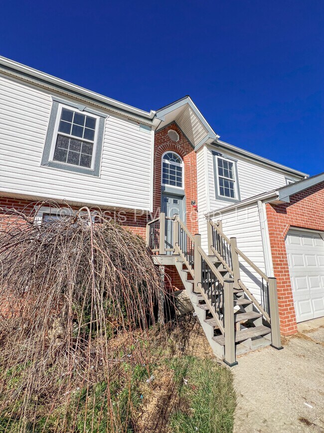 property at 2278 Golden Leaf Ln