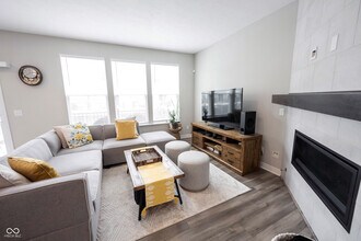 13820 Tender Dr in Carmel, IN - Building Photo - Building Photo