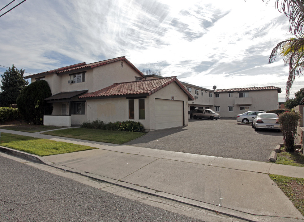 10662 Dorothy Ave in Garden Grove, CA - Building Photo