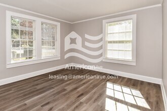 4803 Anderson St in Columbia, SC - Foto de edificio - Building Photo