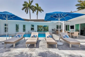 3108 NE 42nd Ct in Fort Lauderdale, FL - Building Photo - Building Photo