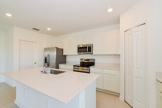 4061 Old Ml Rd in Haines City, FL - Building Photo - Building Photo