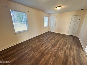 606 Florida Ave in Lynn Haven, FL - Building Photo - Building Photo