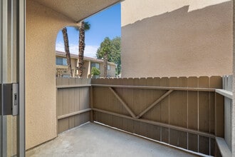 Villa Maria Apartments in Riverside, CA - Foto de edificio - Building Photo