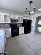 211 E Tremaine Ave in Gilbert, AZ - Building Photo - Building Photo