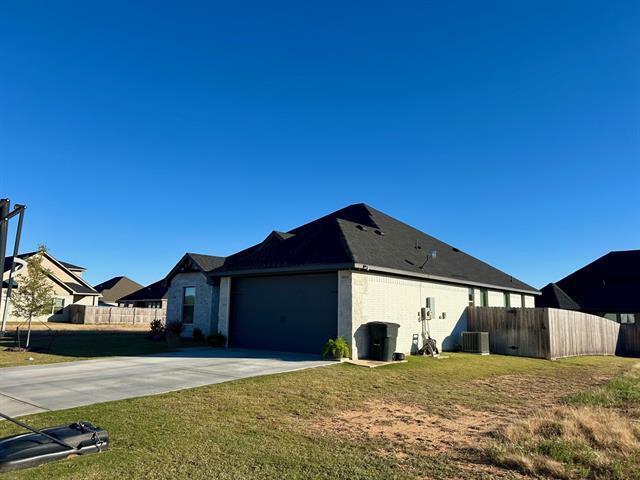 530 Calla Lily Wy in Tolar, TX - Foto de edificio - Building Photo