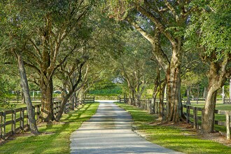 12284 Indian Mound Rd in Wellington, FL - Building Photo - Building Photo