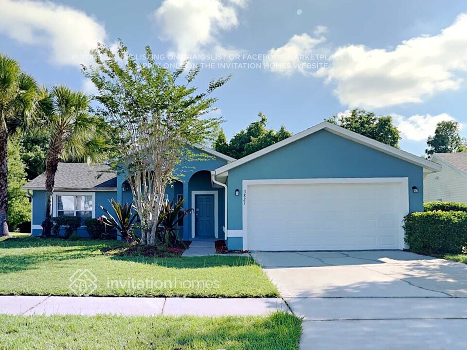 3827 Springlake Village Ct in Kissimmee, FL - Building Photo