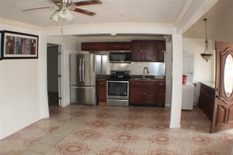 7014 Fairway Dr in Houston, TX - Building Photo - Building Photo