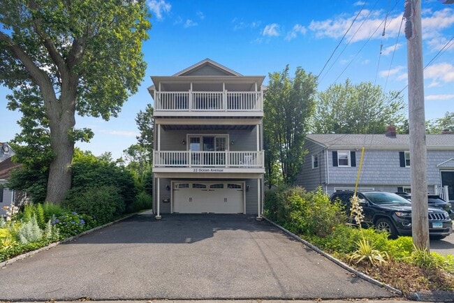 22 Ocean Ave in Milford, CT - Building Photo - Building Photo