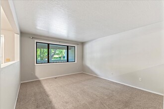 5912 N Collister Dr in Boise, ID - Building Photo - Building Photo