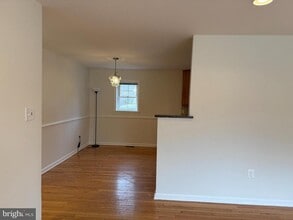 4032 Olley Ln in Fairfax, VA - Building Photo - Building Photo