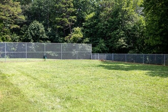 Argyle Place in Hickory, NC - Foto de edificio - Building Photo