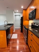 717 Strom Dr in West Dundee, IL - Building Photo - Building Photo