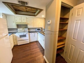 1219 Deesport St in Lake Charles, LA - Building Photo - Building Photo