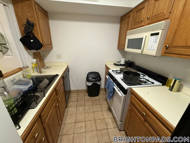 147 Kelton St
