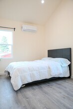 1009 Arlington Ave in Oakland, CA - Foto de edificio - Building Photo