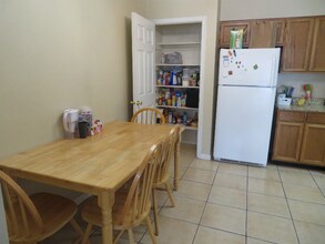 284 E 600 N in Provo, UT - Foto de edificio - Building Photo