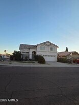 8807 W Wedgewood Dr in Peoria, AZ - Building Photo